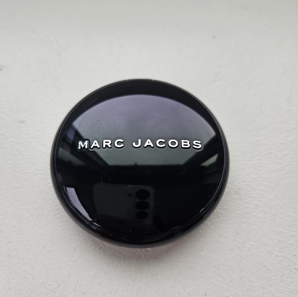 Marc Jacobs O!MEGA SHADOW in MOMENT-O! - Picture 6 of 6